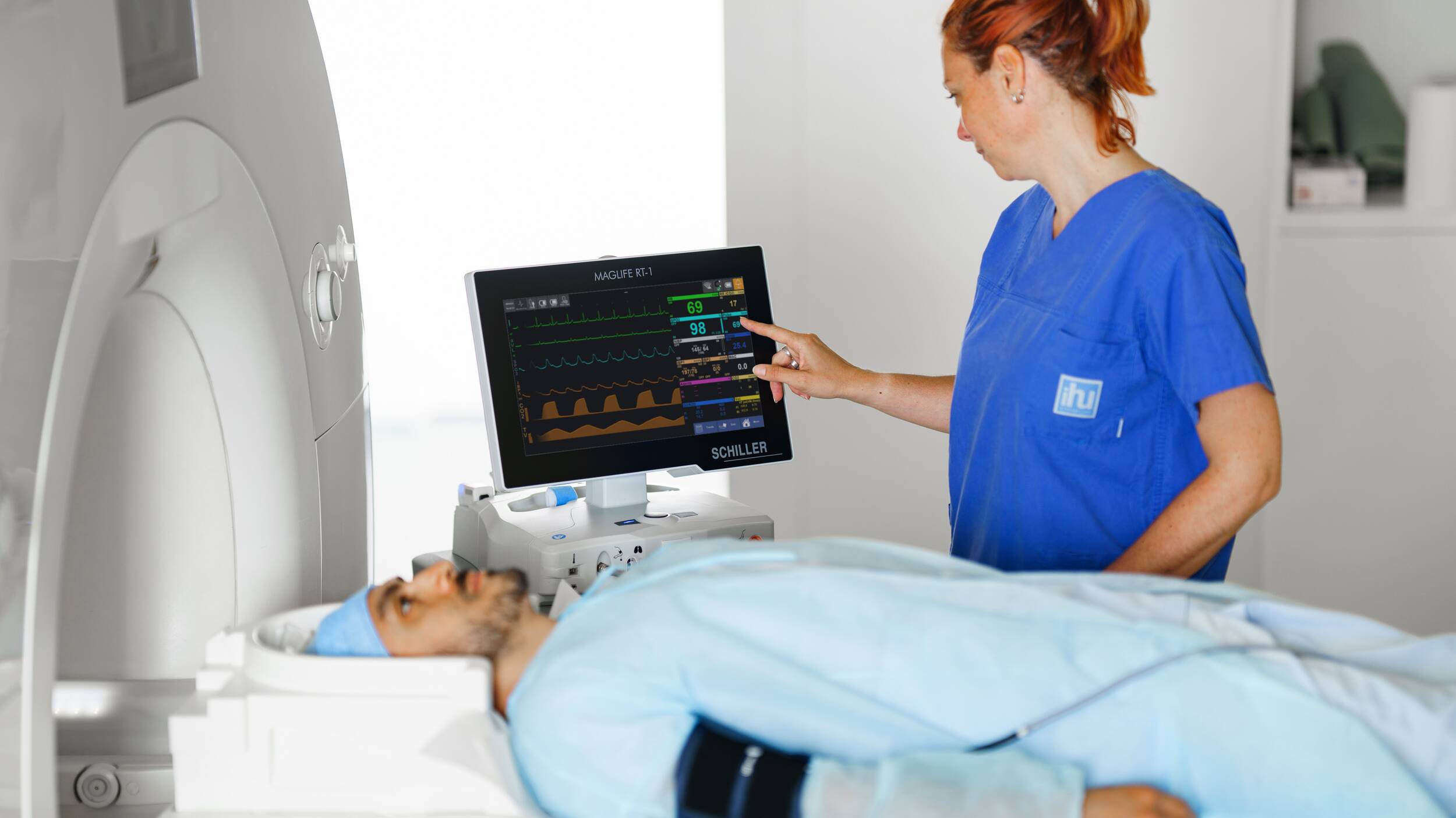 Patient monitoring in an MRI environment | © SCHILLER